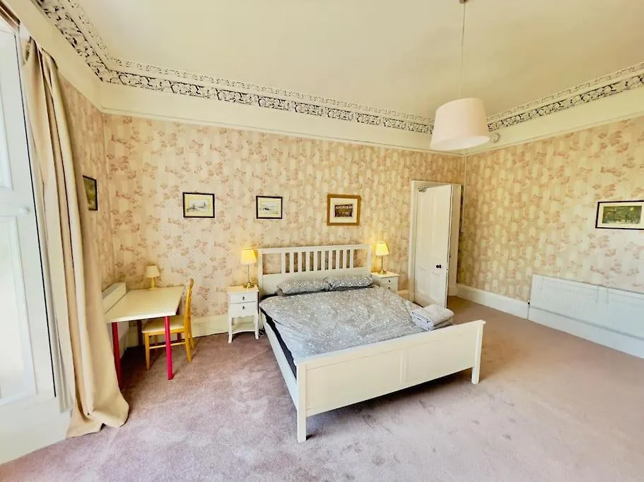 Lauriston Park Apartment Edinburgh 0*,