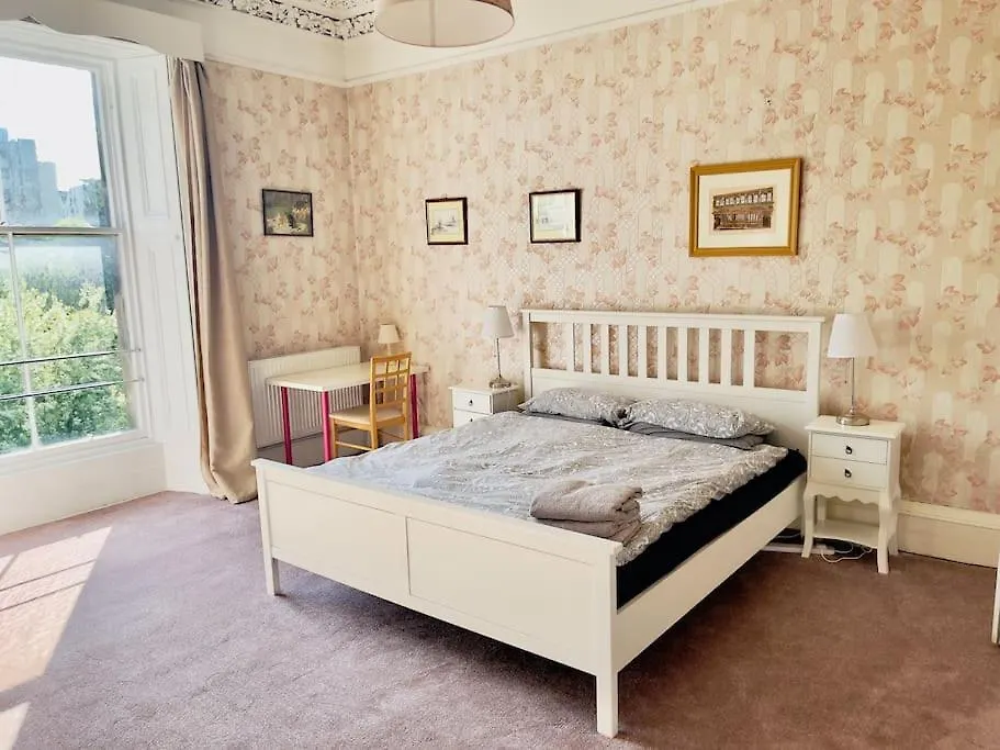 Lauriston Park Apartment Edinburgh